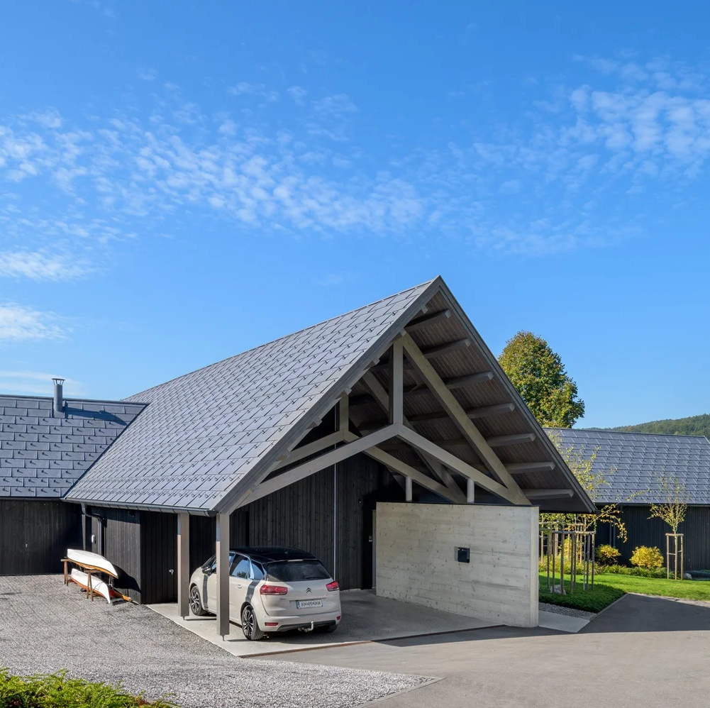 THE MARATHONERS’ HOUSE