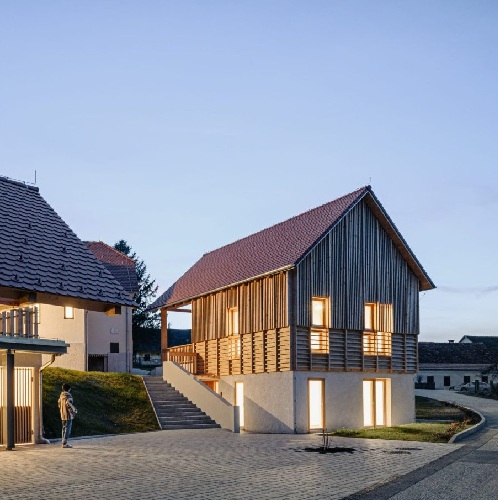 Bratuševa domačija