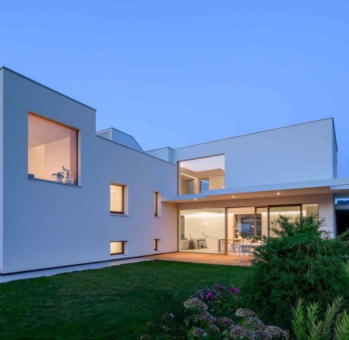 Stanovanjska hiša Š77